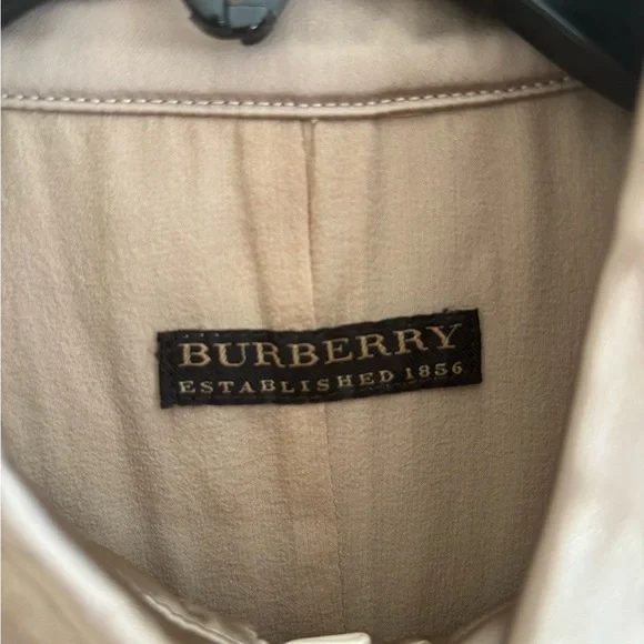 Burberry Beige Trench Coat Silk Lined Belted Made in Italy - Picture 4 of 7